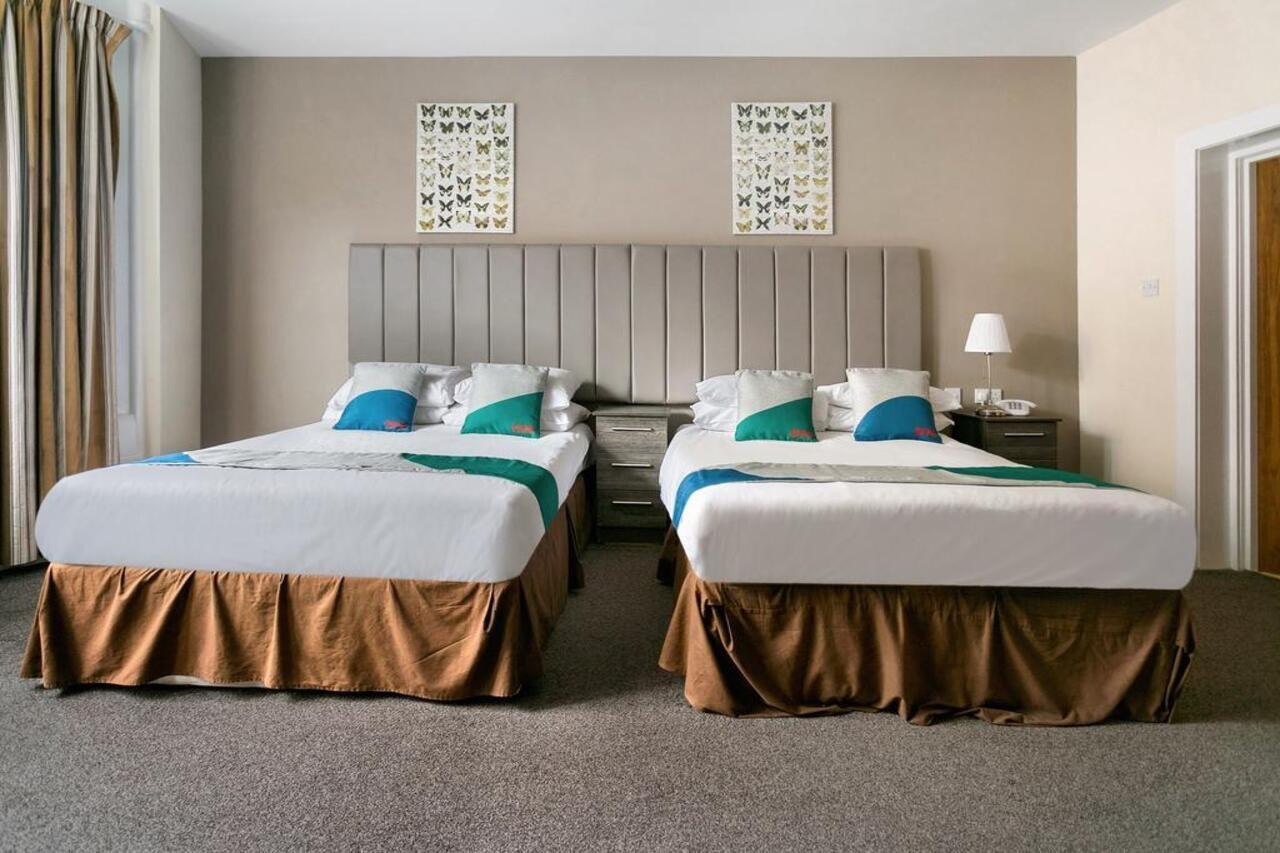 Oyo The Ivory Hotel Glasgow Extérieur photo