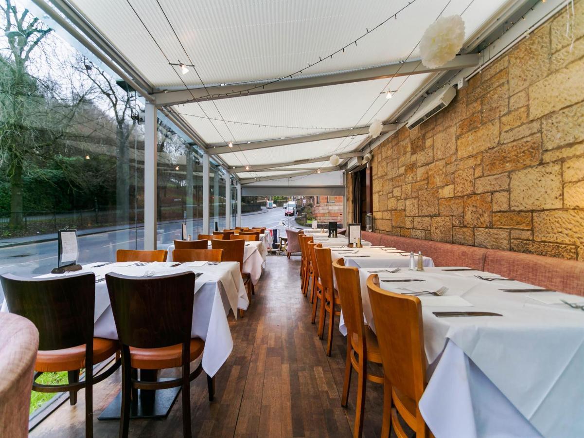 Oyo The Ivory Hotel Glasgow Extérieur photo